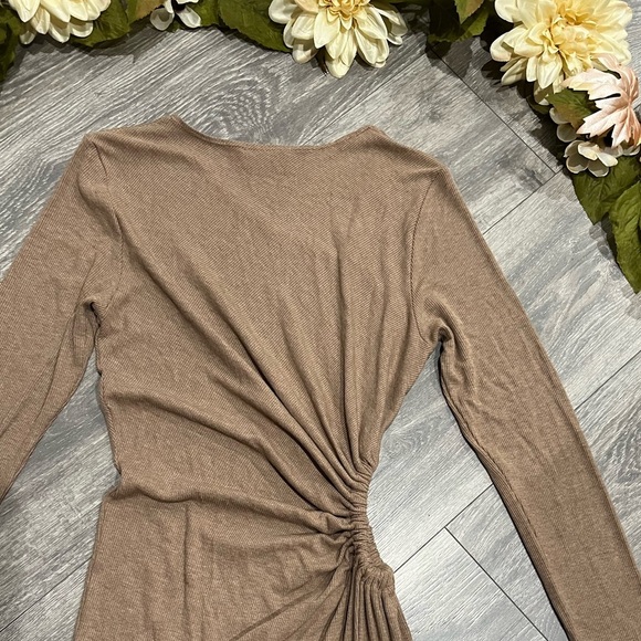 NWOT! Revolve LNA Ami Rib cut out Dress in Mushroom size S - Picture 10 of 12